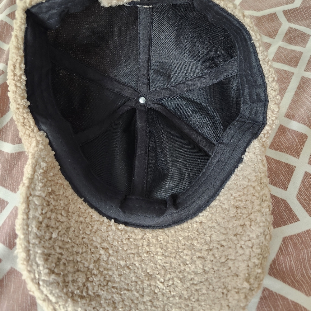KHAKI SHERPA ADJUSTABLE CAP NIP - Picture 3 of 5